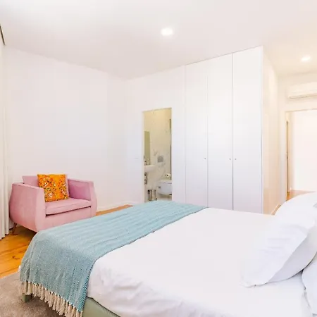 Apartamento Ohh- Padre António Vieira Flat D - 2bedroom Near The Train Station *