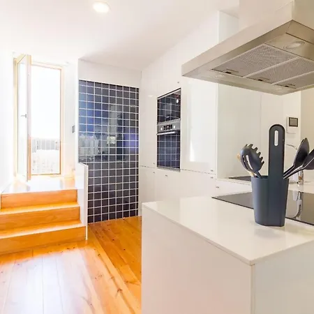 Ohh- Padre António Vieira Flat- 2bedroom Near The Train Station *