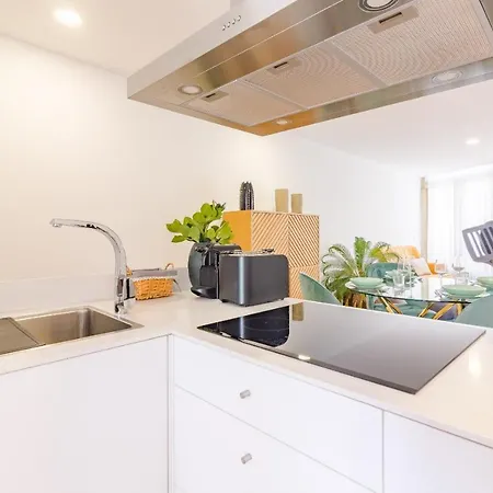 Apartamento Ohh- Padre António Vieira Flat- 2bedroom Near The Train Station *