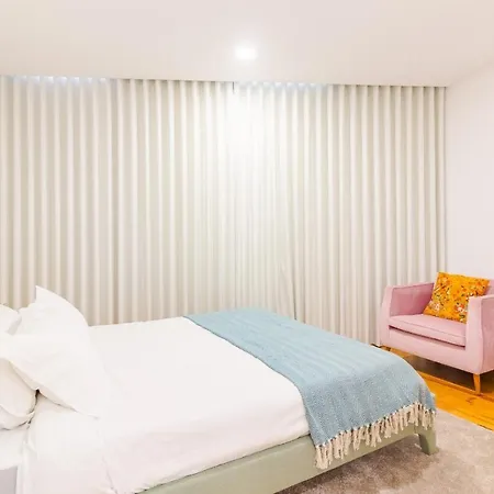 Ohh- Padre Antonio Vieira Flat D - 2bedroom Near The Train Station Lägenhet Oporto